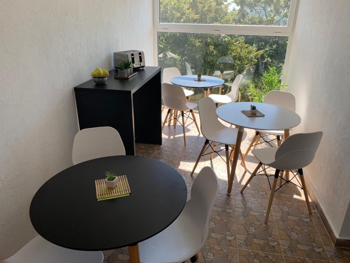 Ungheni Targ Style Hotel מראה חיצוני תמונה